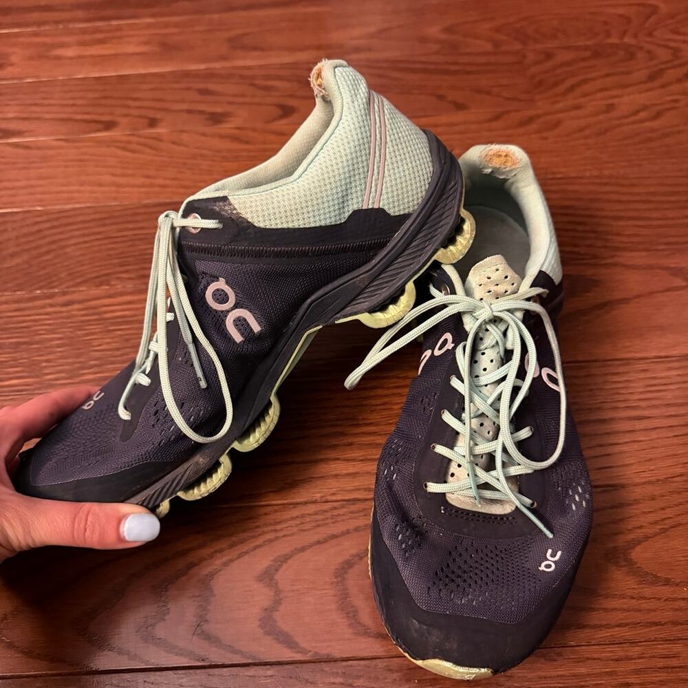 On Cloudsurfer Men’s Sneakers Size 9